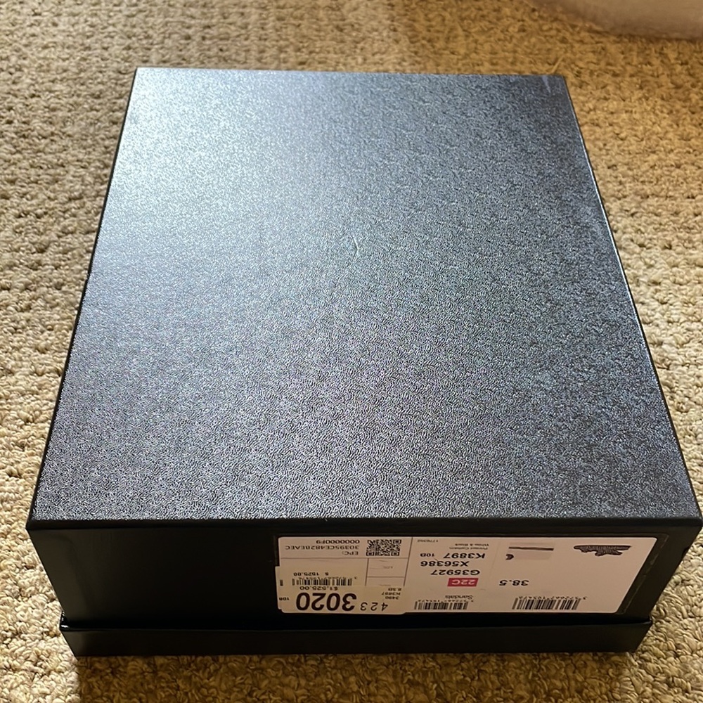 Chanel shoebox - Picture 3 of 5